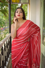 Load image into Gallery viewer, Classic Red Mulmul Cotton Saree