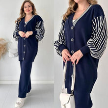 Load image into Gallery viewer, 🧵 Stylish 2-piece set - Modern and comfortable design 🧵