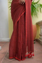 Load image into Gallery viewer, Maroon Mulmul Cotton Saree