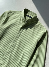 Load image into Gallery viewer, Celestia Ridge Mandarin Shirt
