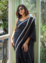 Load image into Gallery viewer, Black And White Mulmul Cotton Saree

