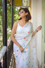 Load image into Gallery viewer, White Embroidered Mulmul Cotton Saree
